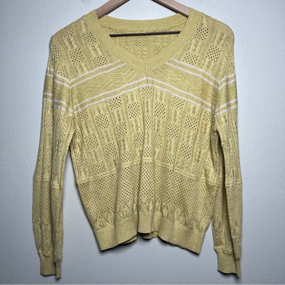 VTG Women Sweater Medium Yellow Cable Knit V-Neck Tennis Prep Sporty Lightweight - Picture 2 of 9